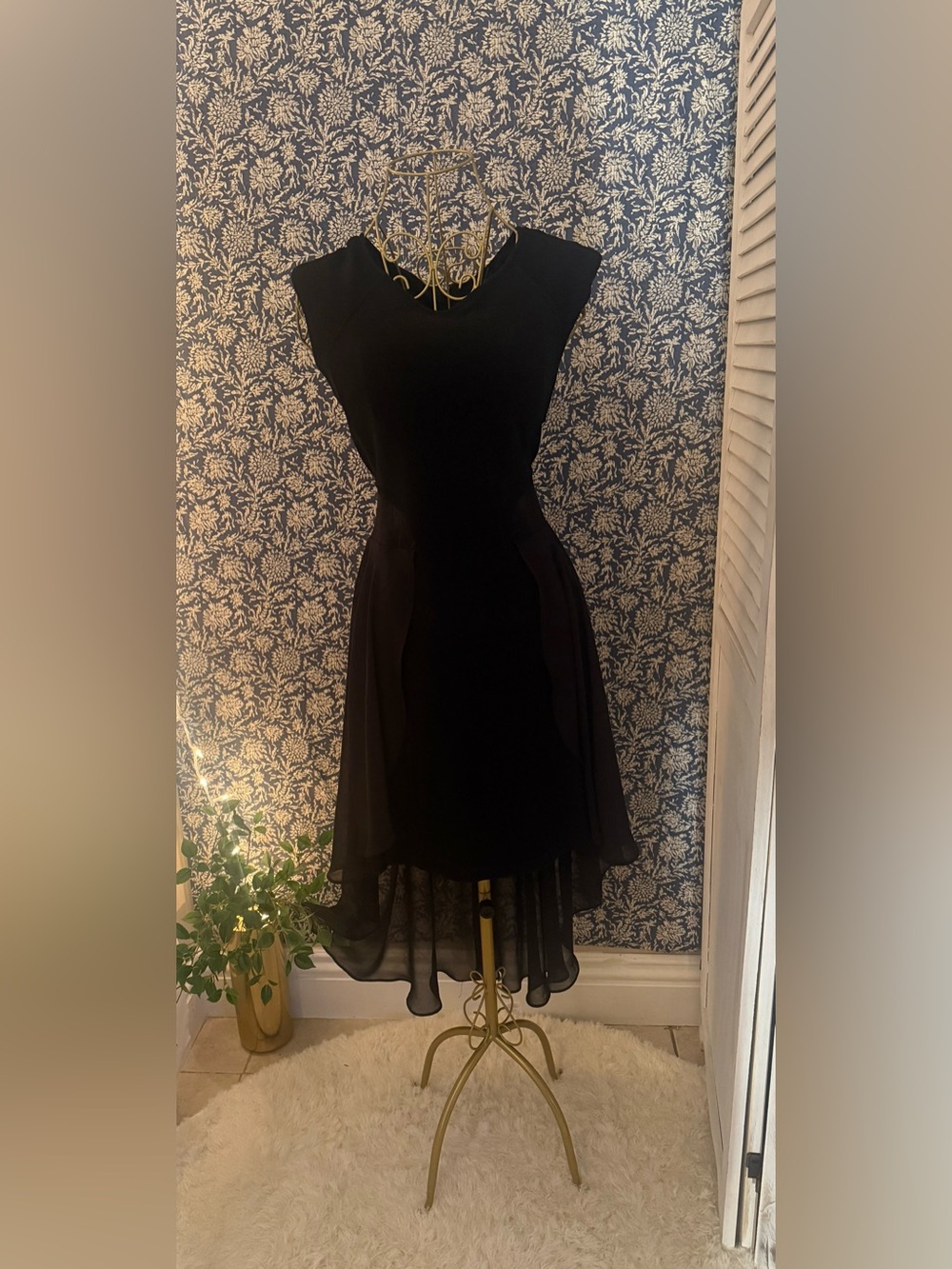 Bebe Black Mesh Cutout High-Low Chiffon Dress Size Large
